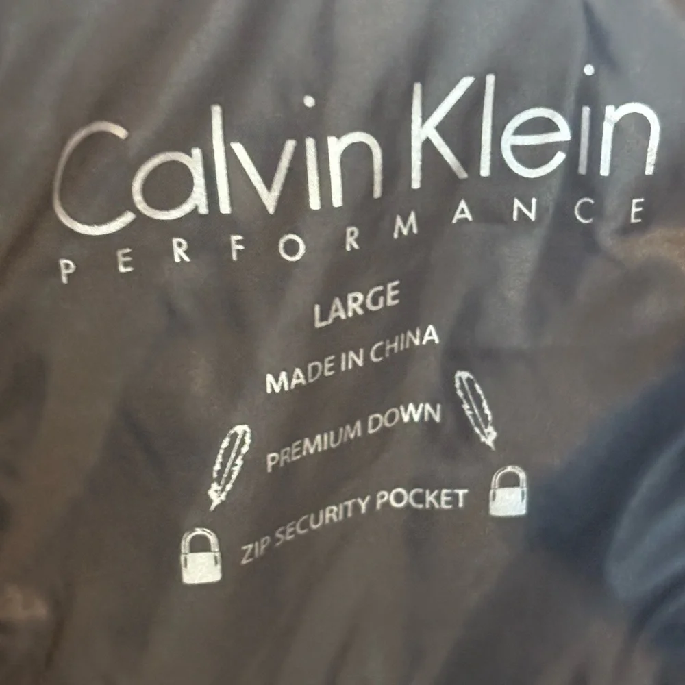 Calvin Klein Light Pink Puffer Vest - Picture 7 of 9